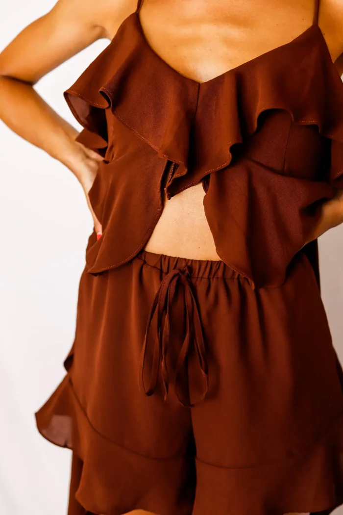Conjunto Capas Volantes Marrón - Imagen 3