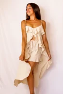 Conjunto Capas Volantes Beige