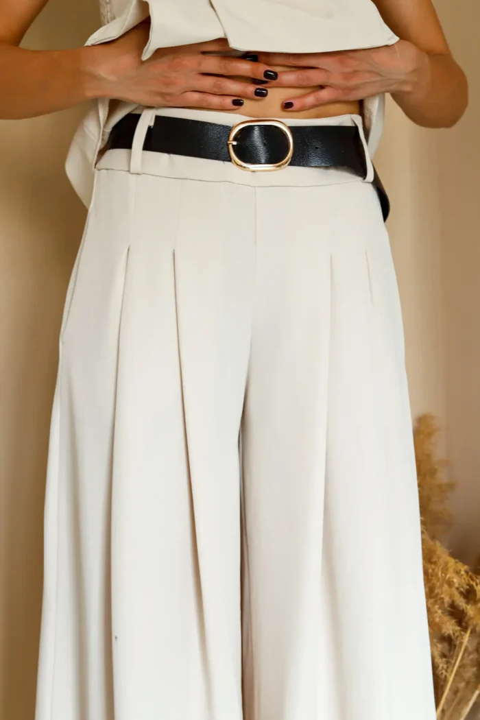 Conjunto Palabra De Honor Beige - Imagen 3