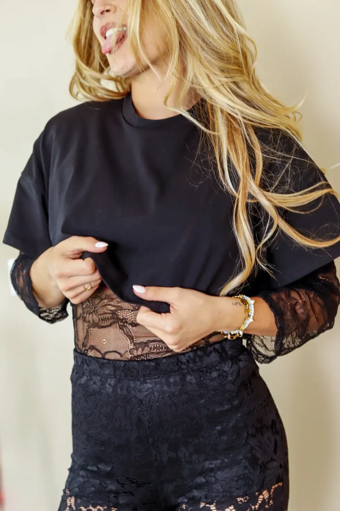 Camiseta Encaje Negro